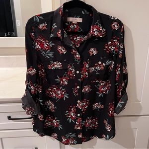 Cute loft, floral, medium blouse, button up, hydrangea, gray with flowers